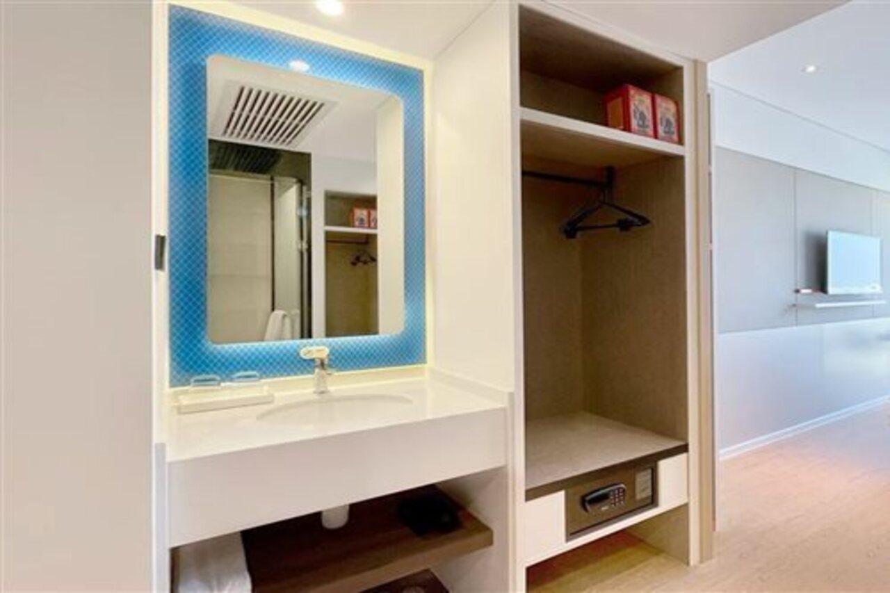 Holiday Inn Express Shanghai Baoyang By Ihg Εξωτερικό φωτογραφία
